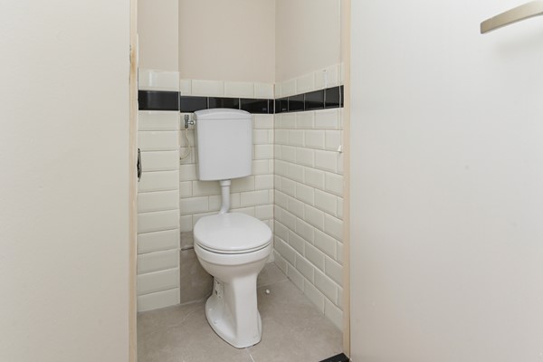 Medium property photo - Van Hogendorpstraat 3, 2515 NR Den Haag